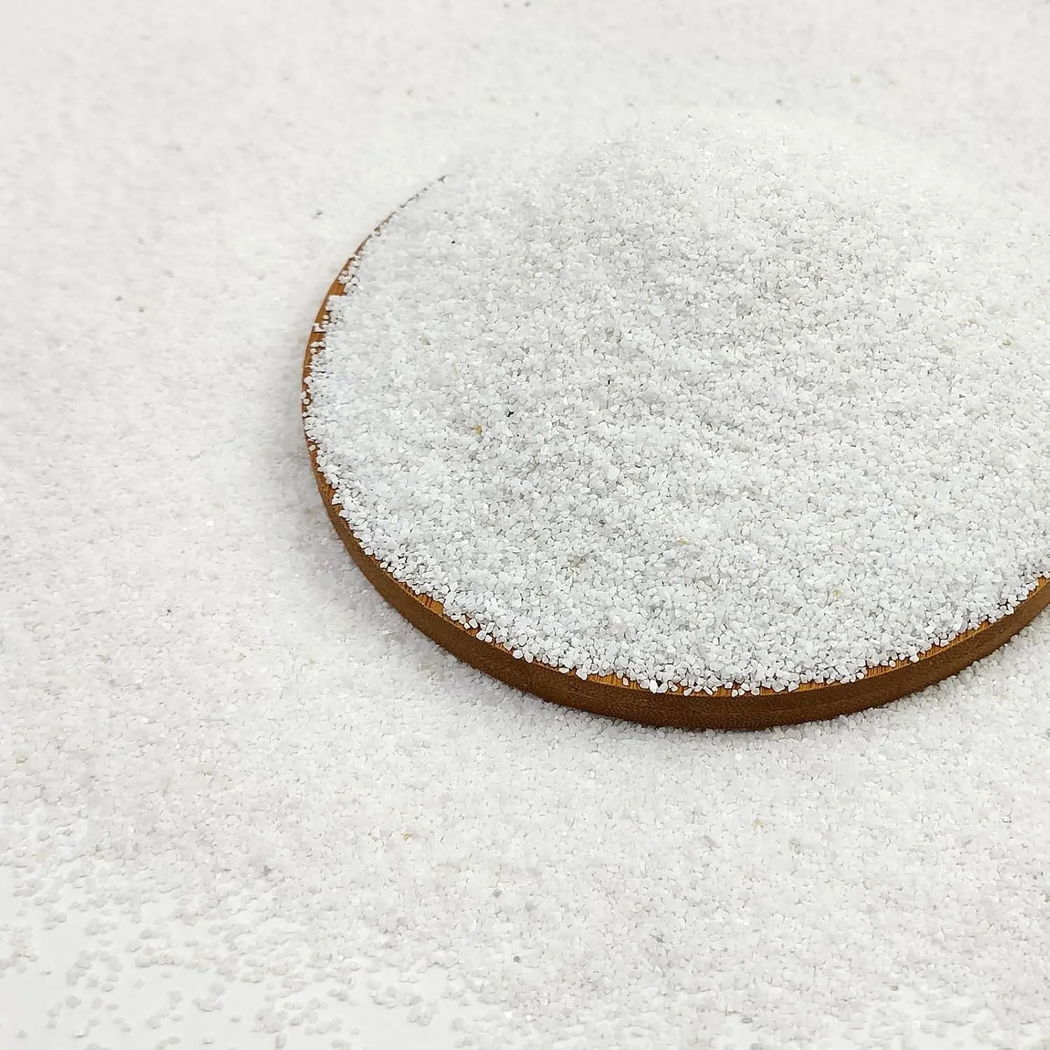 White aquarium sand